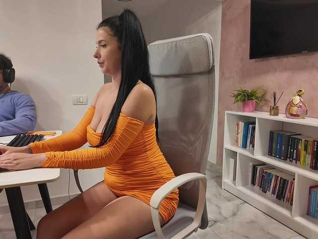 Valeriaxoxo live cam on BongaCams