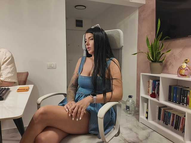 Valeriaxoxo live cam on BongaCams