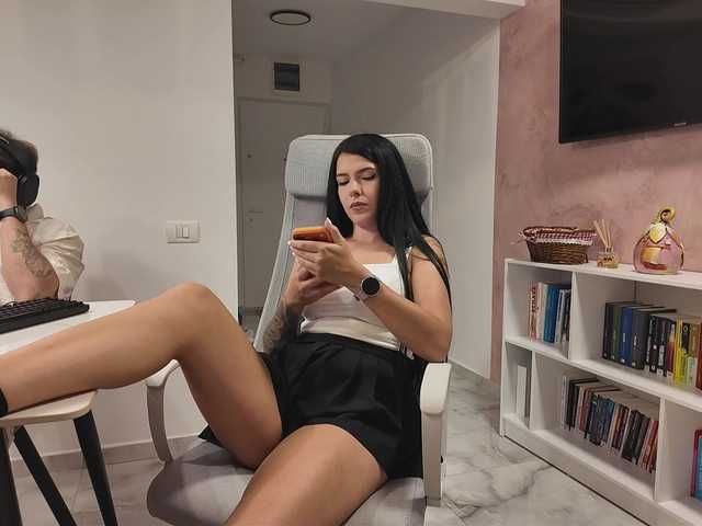 Valeriaxoxo live cam on BongaCams