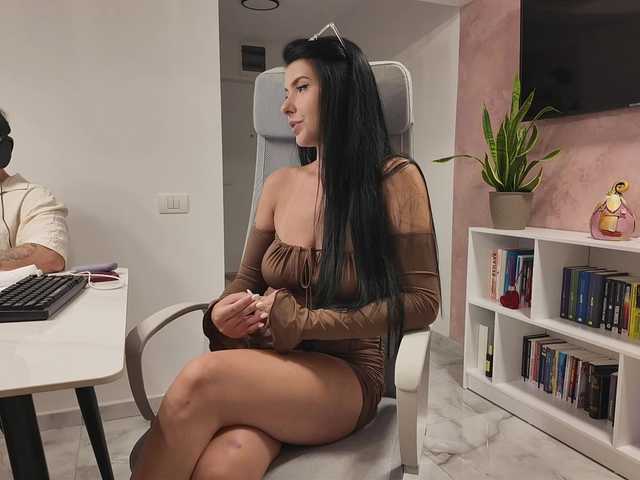 Valeriaxoxo live cam on BongaCams