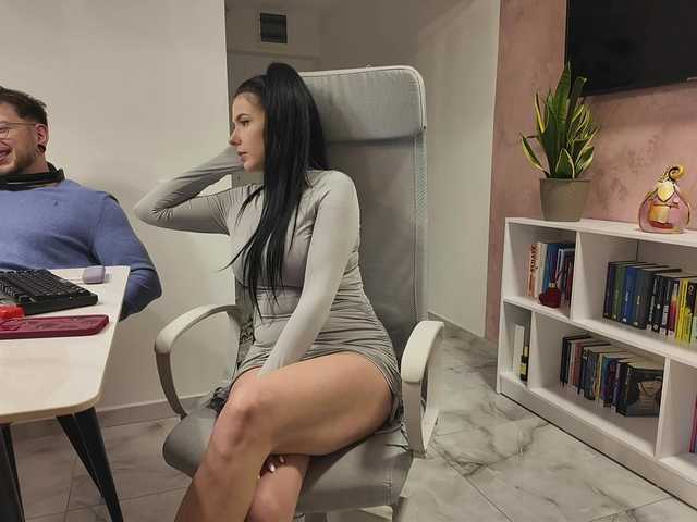 Valeriaxoxo's BongaCams show and profile