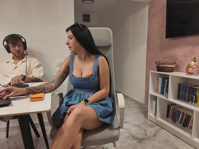 Valeriaxoxo live cam on BongaCams