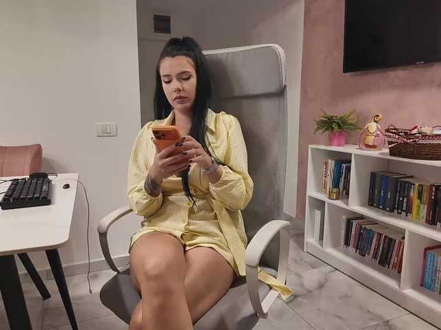 Live трансляция Valeria_xoxo - slutnetki.online