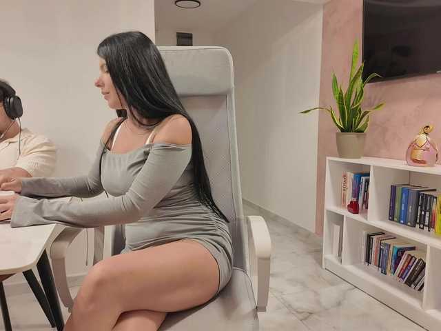 Valeriaxoxo live cam on BongaCams