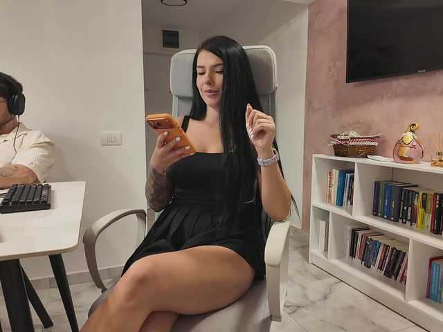 Valeriaxoxo live cam on BongaCams