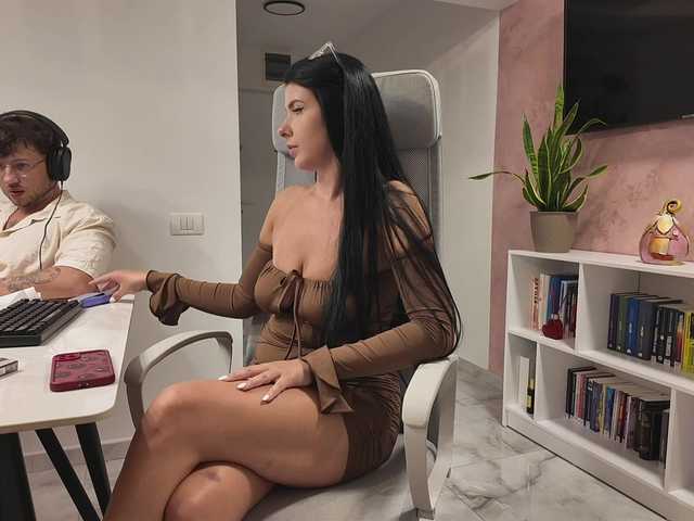 Valeriaxoxo live cam on BongaCams