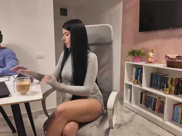 Valeriaxoxo live cam on BongaCams
