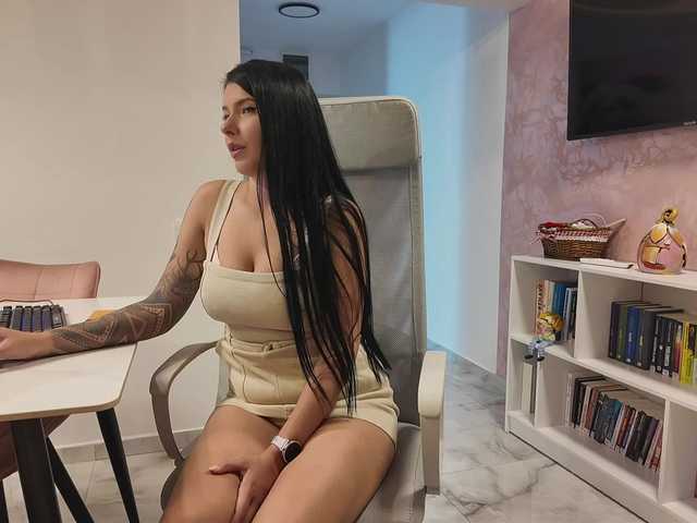 Valeriaxoxo live cam on BongaCams