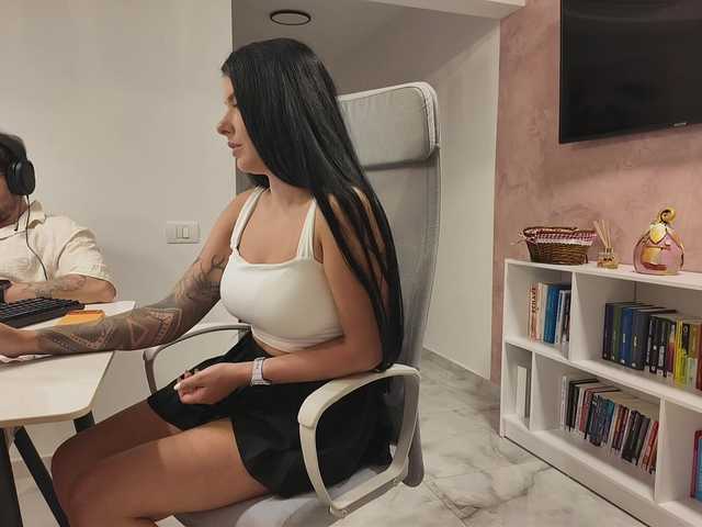 Valeriaxoxo live cam on BongaCams