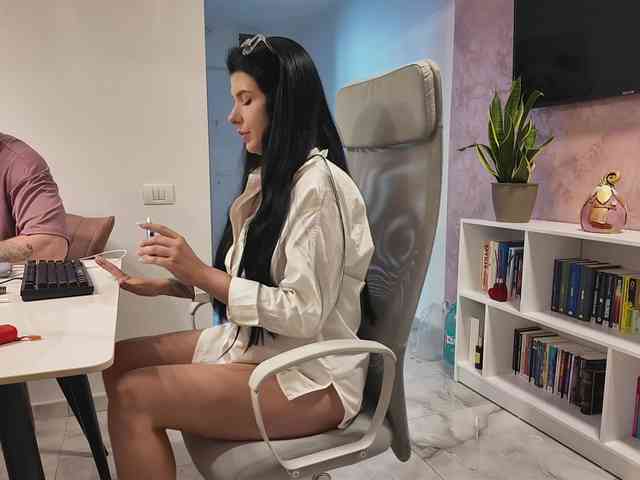 Valeria_xoxo webcam