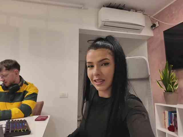 Valeria_xoxo webcam