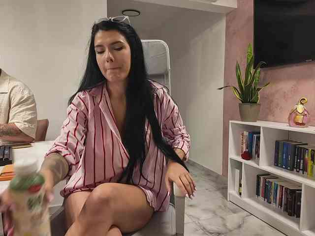Valeria_xoxo webcam