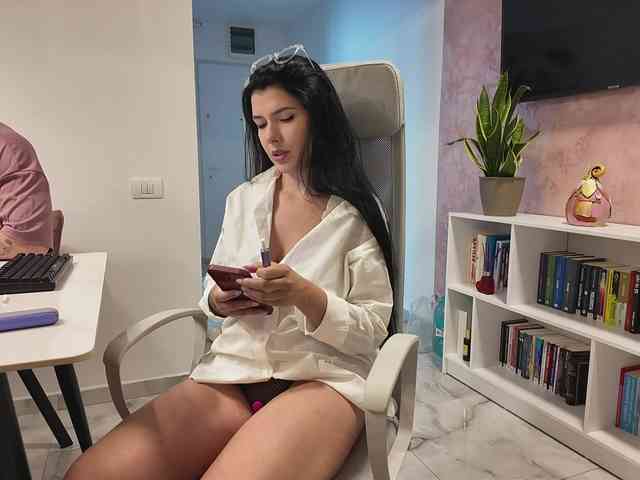 Valeria_xoxo webcam