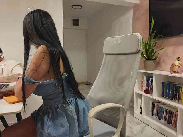 Valeria_xoxo webcam