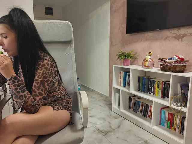 Valeria_xoxo webcam