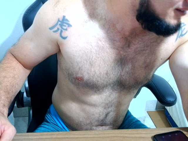 andrew1520 live cam preview