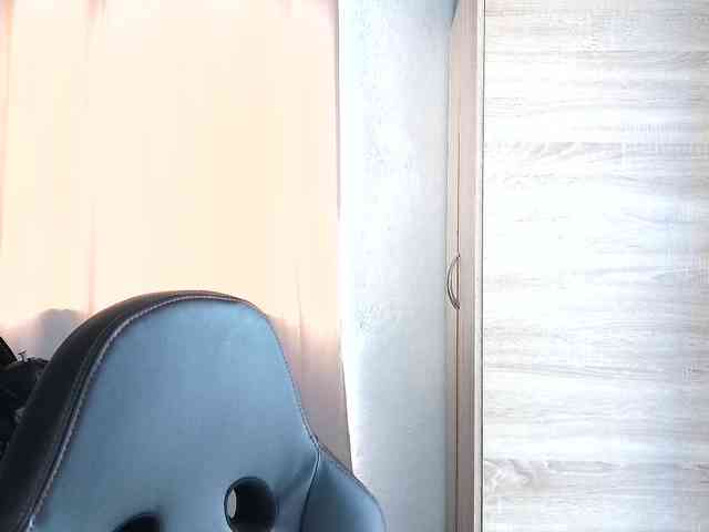 andrew1520 Sex Cam Show