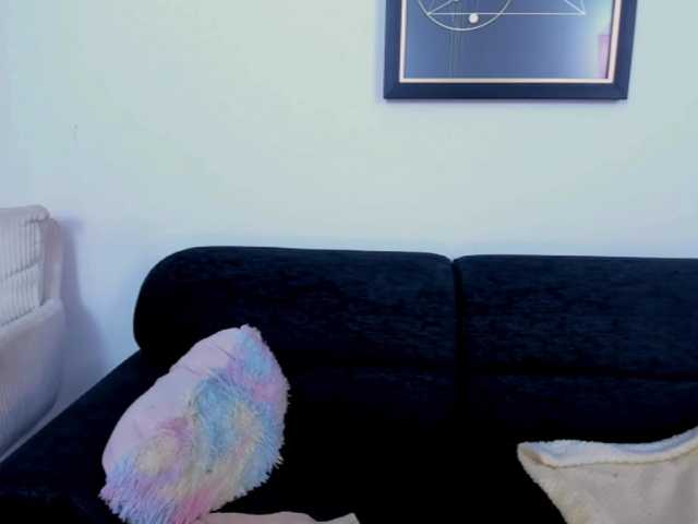EllaDavs live cam on BongaCams