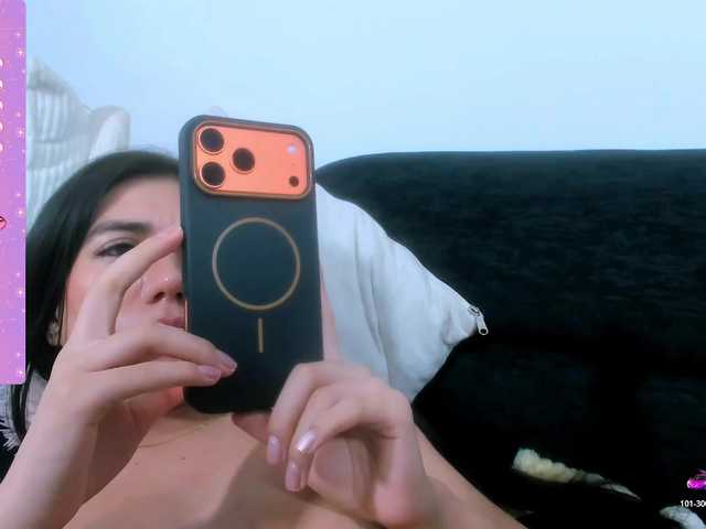 EllaDavs live cam on BongaCams