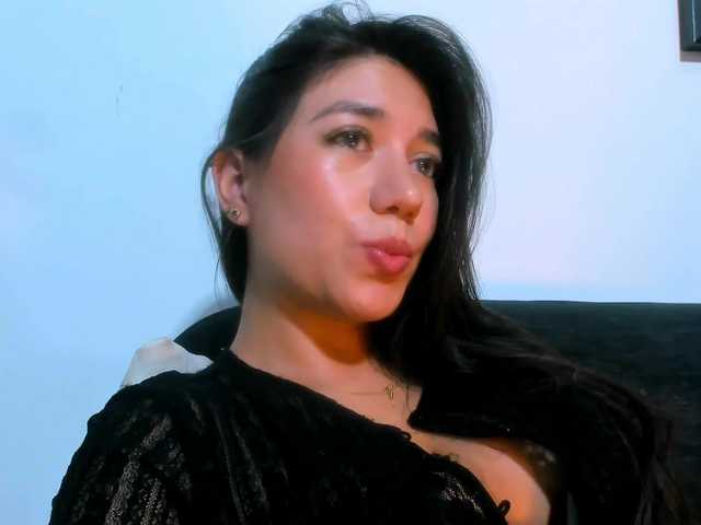 EllaDavs live cam on BongaCams