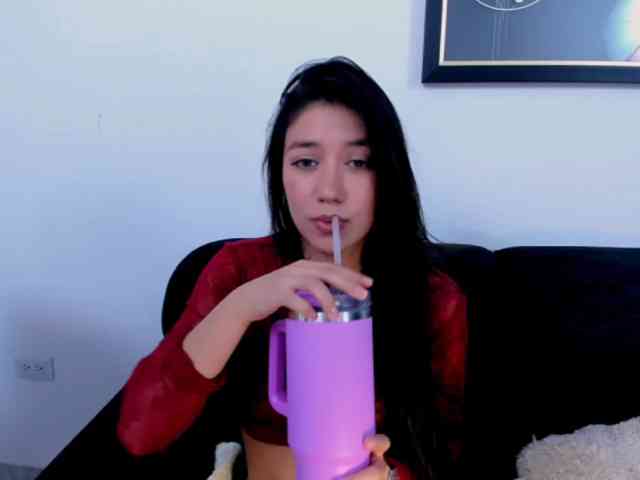 EllaDavs webcam