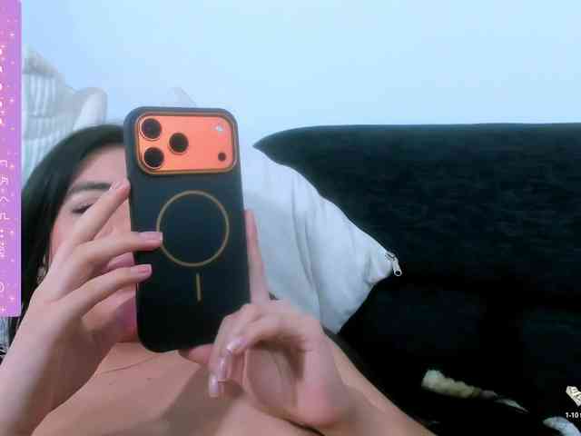 EllaDavs webcam