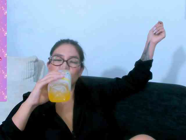 EllaDavs webcam