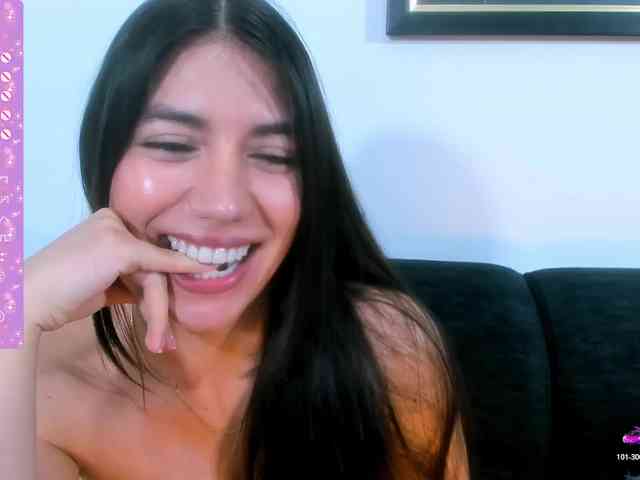 EllaDavs webcam