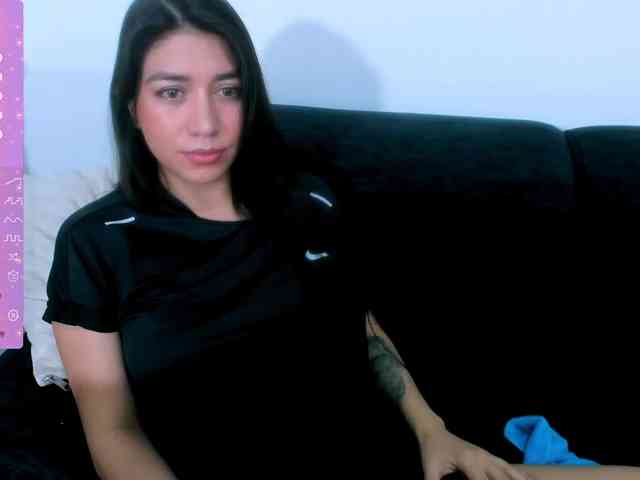 EllaDavs webcam