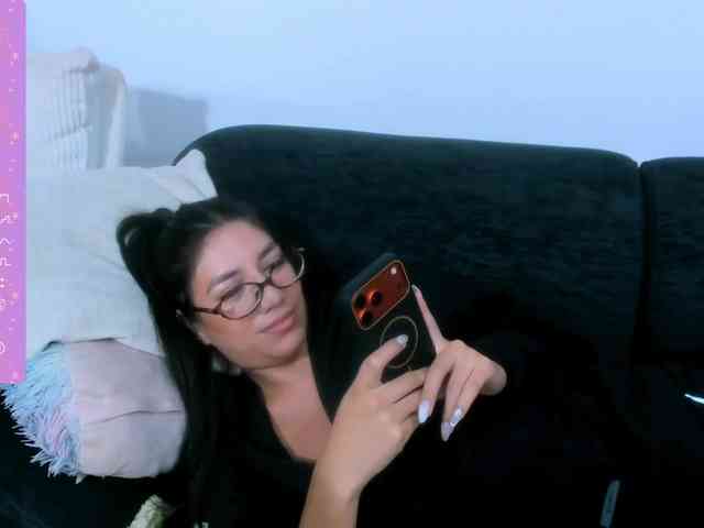 EllaDavs webcam