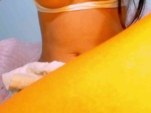 EllaDavs webcam