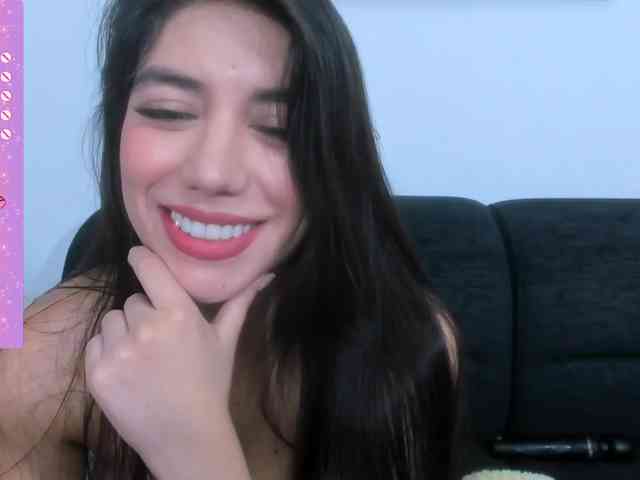 EllaDavs webcam