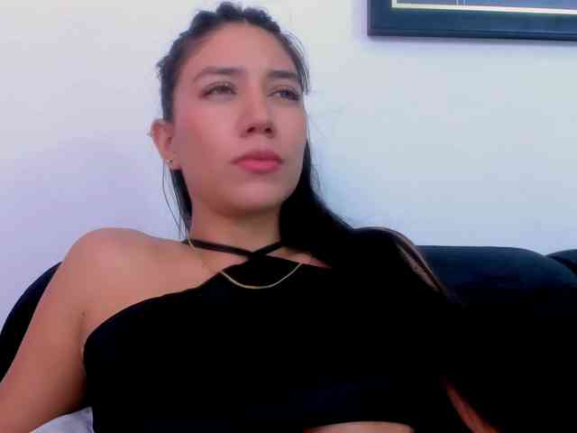 EllaDavs webcam