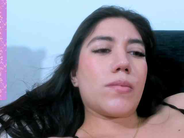 EllaDavs webcam