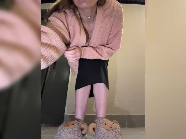 Incredible123 live cam on BongaCams