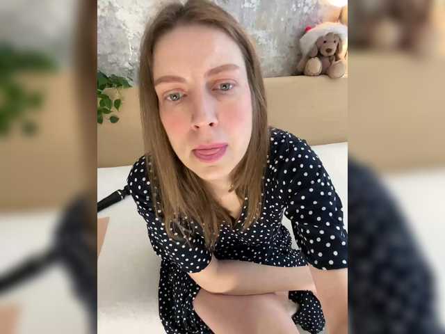 Incredible123's BongaCams show and profile