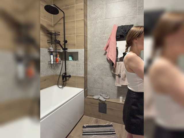 Incredible123 live cam on BongaCams