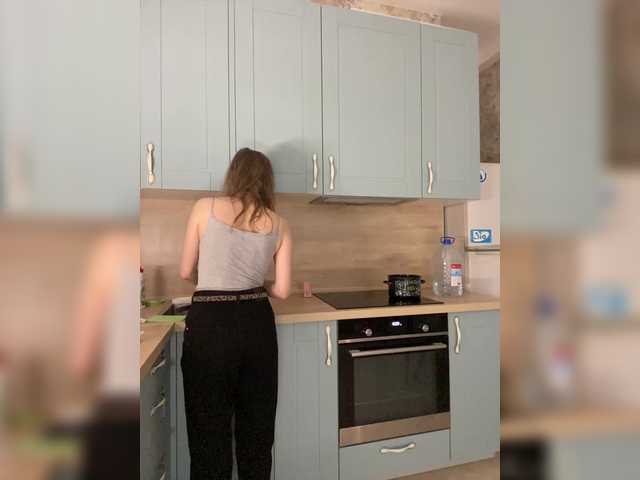 Incredible123's BongaCams show and profile