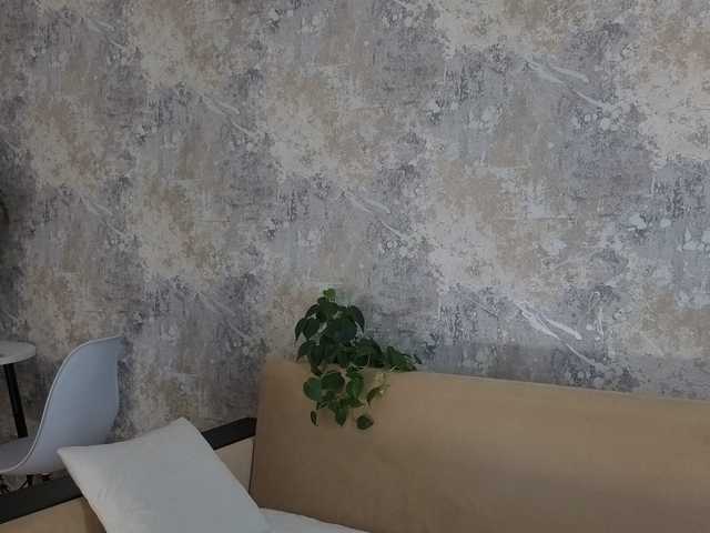 Incredible123's BongaCams show and profile