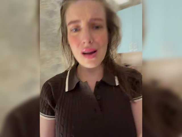Incredible123, live now on BongaCams