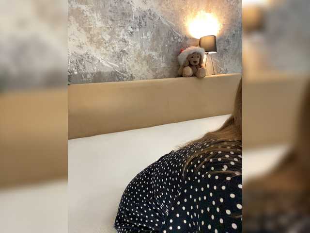 Incredible123's BongaCams show and profile