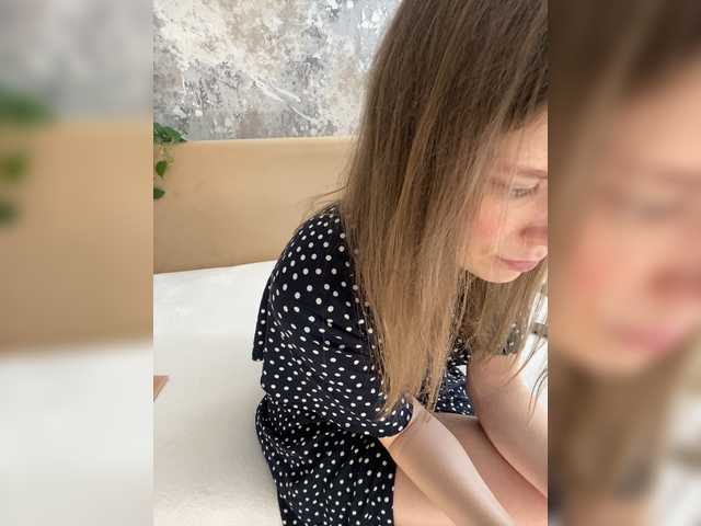 Incredible123's BongaCams show and profile