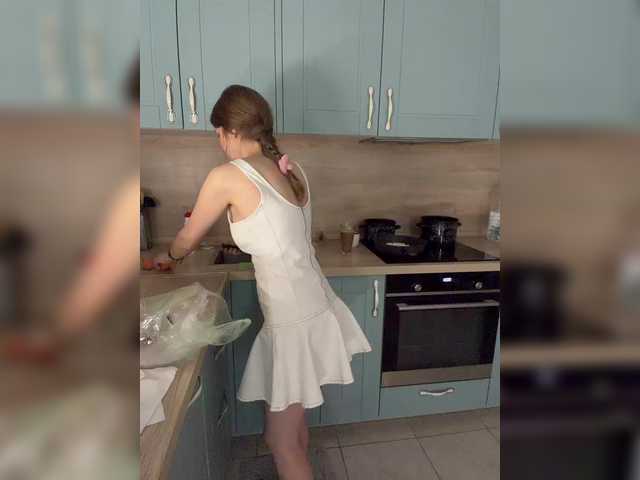 Incredible123 live cam on BongaCams