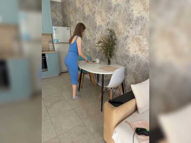 Incredible123 live cam on BongaCams