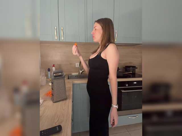 Incredible123 live cam on BongaCams