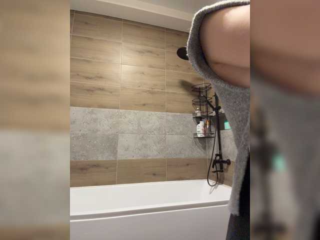 Incredible123, live now on BongaCams