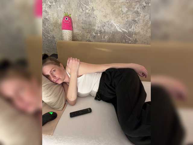 Incredible123 live cam on BongaCams