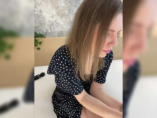 Incredible123's BongaCams show and profile