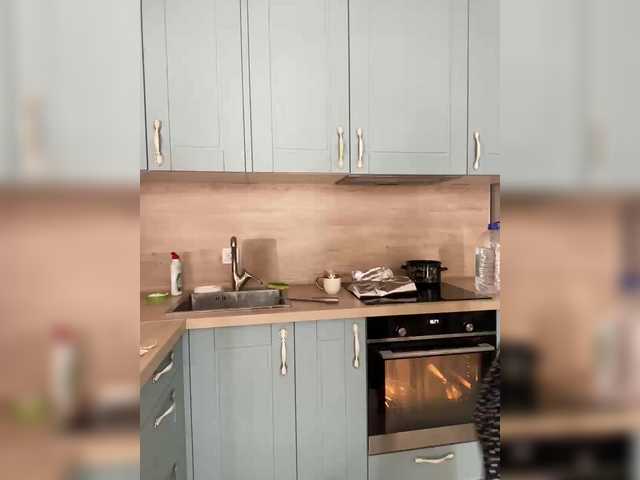 Incredible123's BongaCams show and profile