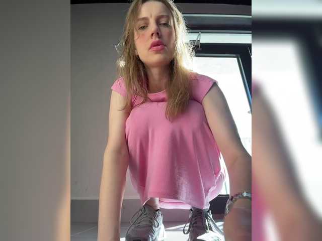 Incredible123 live cam on BongaCams